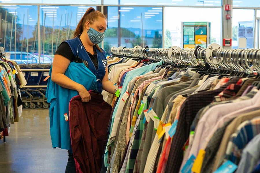 Shoppers charge into Goodwill's S.F. As-Is Store