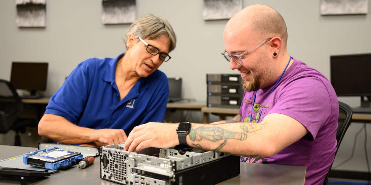 The Power of Mentorship: How Guidance Builds Opportunity